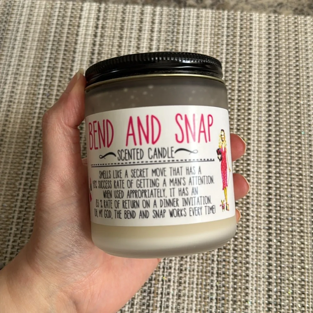 Legally Blonde Bend & Snap Scented Candle Reese Witherspoon Movie
